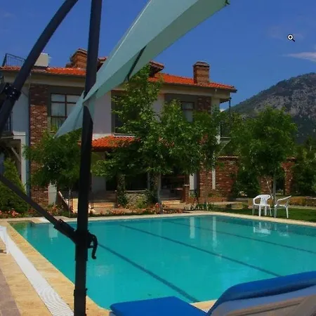 Panion Park 2* Κουσάντασι
