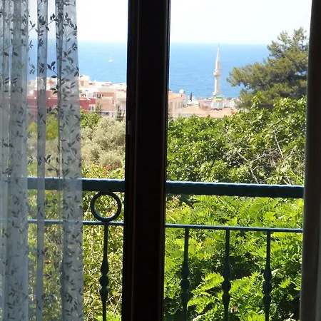 Panion Park 2* Κουσάντασι